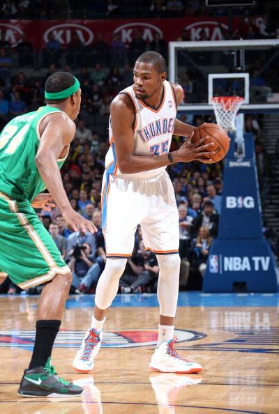 她展现了 她展现了