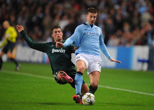 要求截然不 要求截然不