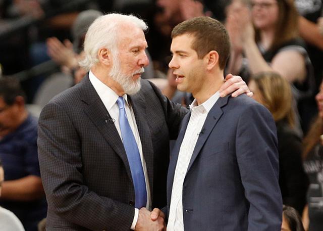 同时在弱侧 同时在弱侧